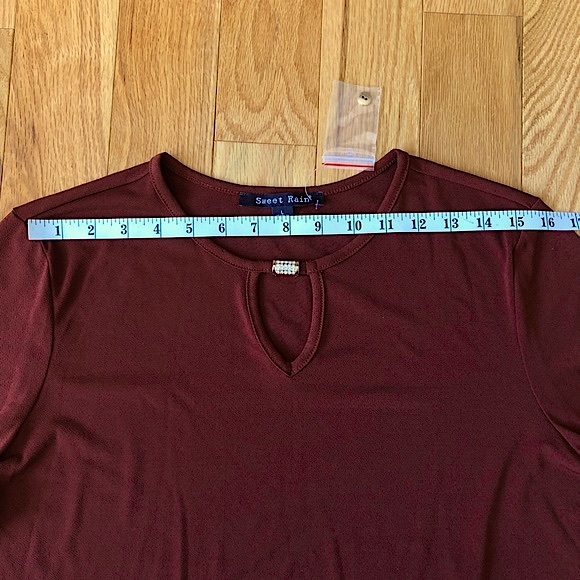 NWT: Burnt Orange Keyhole Blouse w/ Sparkle Charm - Picture 12 of 16